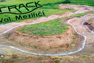 Pumptrack Police u Val. Meziříčí