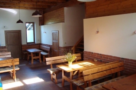 Cyklobar a penzion 100dola - restaurace