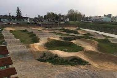 Pumptrack Ostrožská Nová Ves