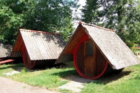 Autocamp Mělník - ubytování