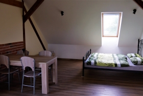 Cyklobar a penzion 100dola - ubytování