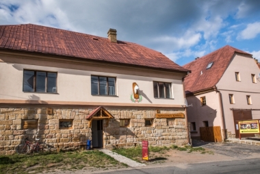 Kvítkovská Konírna - restaurace