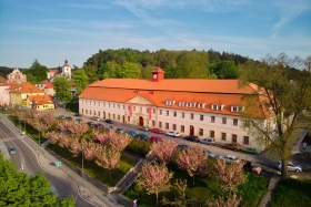 Hotel Týnec