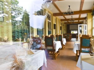 Restaurace a penzion Oáza